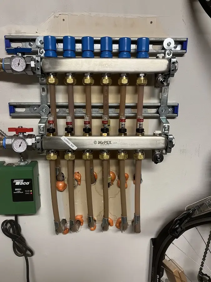 Plumber performing Leak Detection at a residential property in Silver Springs